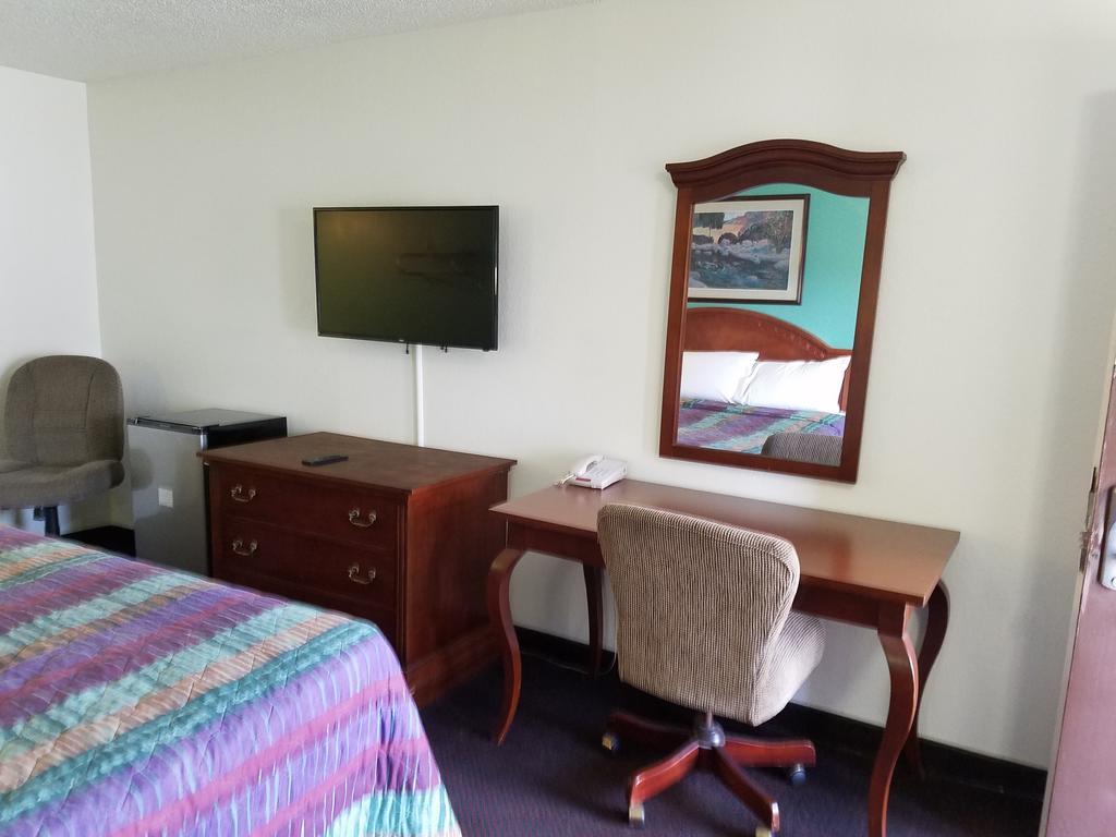 إنديانابوليس Indy Southwestern Inn-South المظهر الخارجي الصورة