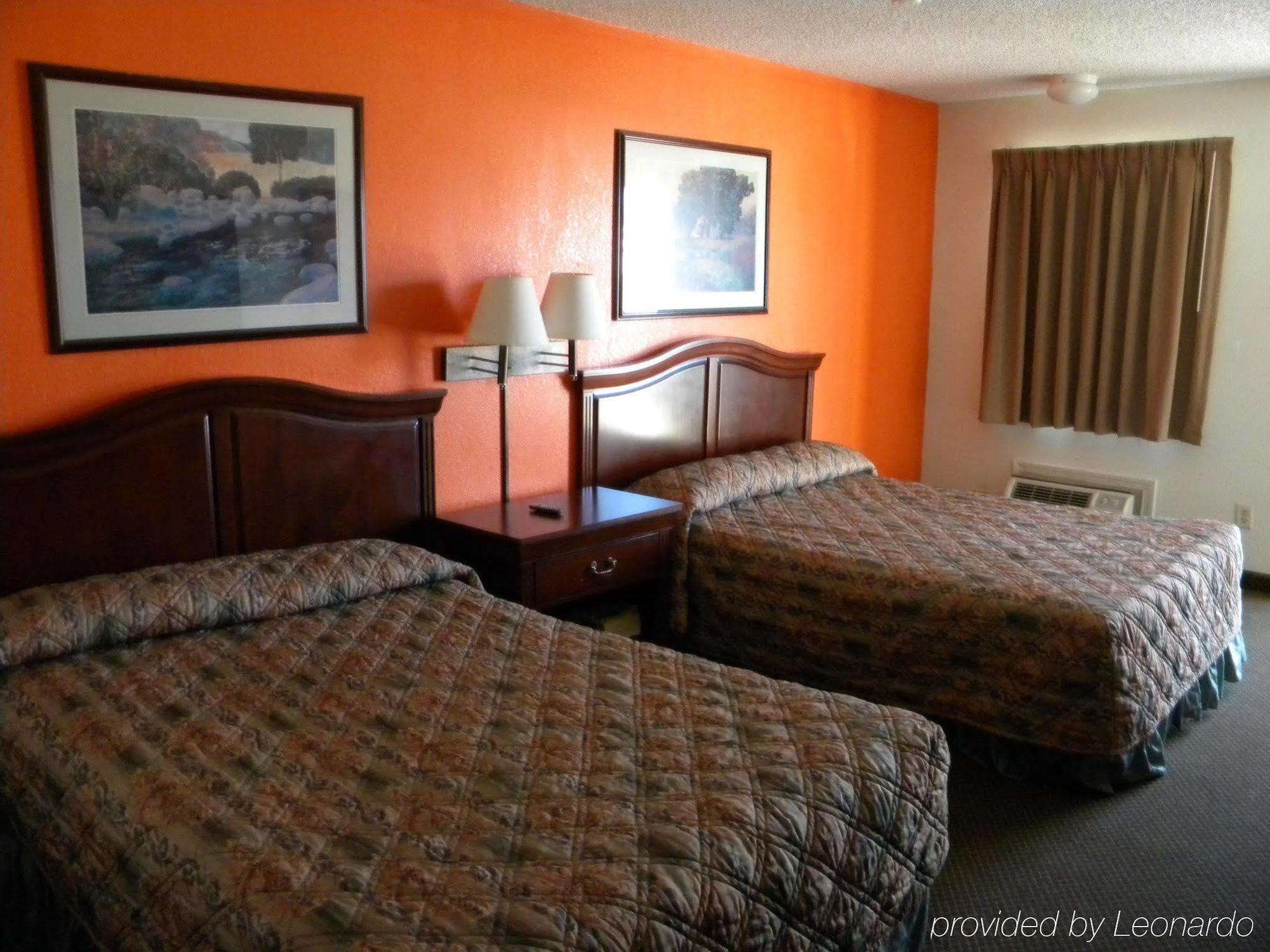 إنديانابوليس Indy Southwestern Inn-South الغرفة الصورة