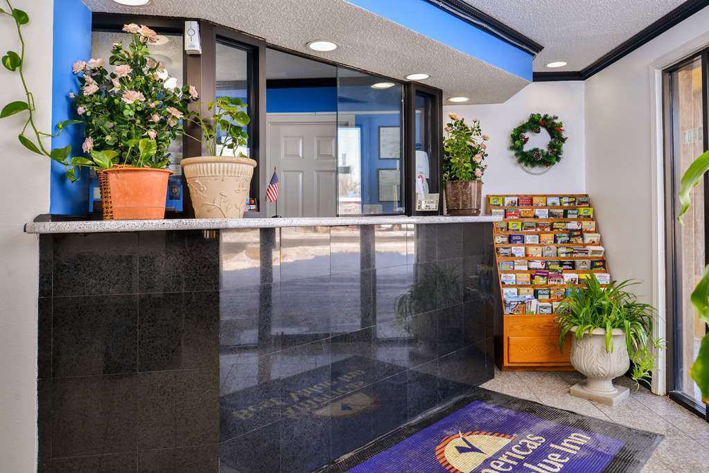 إنديانابوليس Indy Southwestern Inn-South المظهر الداخلي الصورة