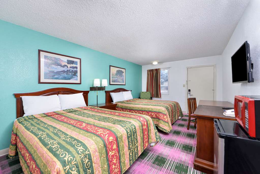 إنديانابوليس Indy Southwestern Inn-South الغرفة الصورة