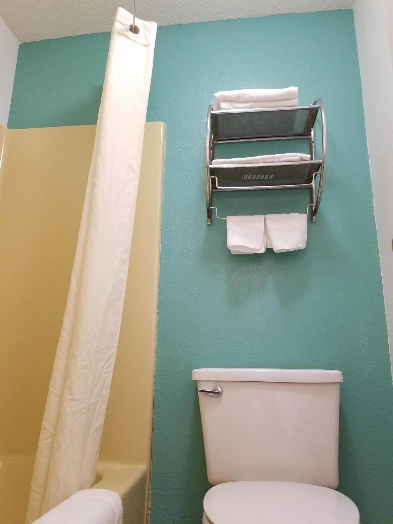إنديانابوليس Indy Southwestern Inn-South المظهر الخارجي الصورة
