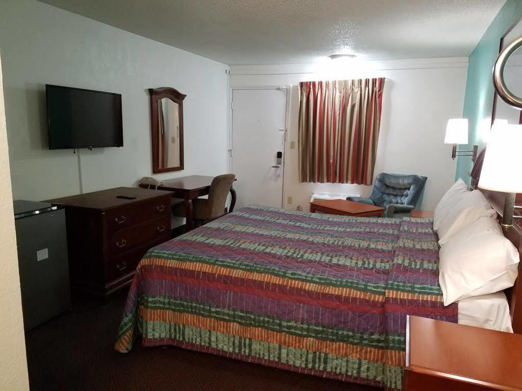 إنديانابوليس Indy Southwestern Inn-South المظهر الخارجي الصورة